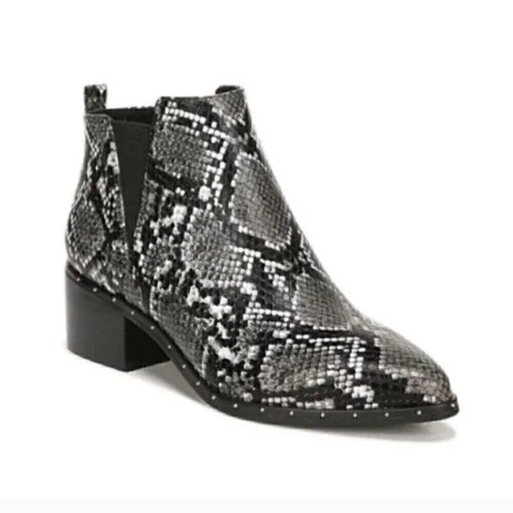 NWT Bar III Women's Gabby P Snakeprint ankle Boots size 10M